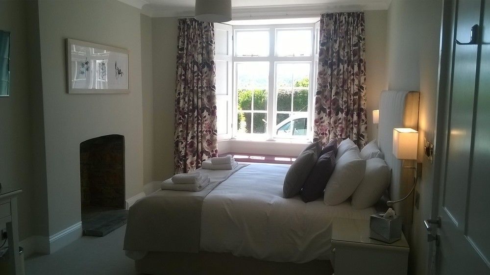 فندق Rose & Crown Yealmpton المظهر الخارجي الصورة
